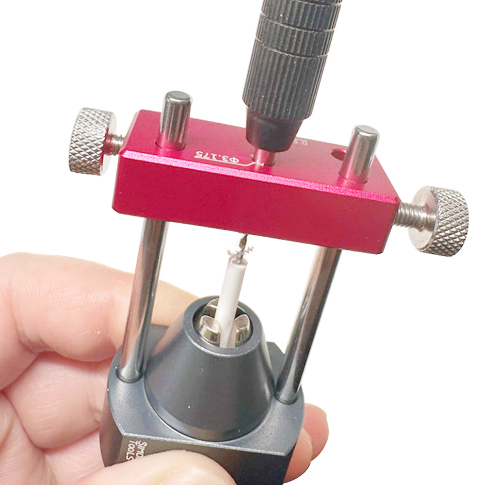 Center Punching Locator For Round Bars