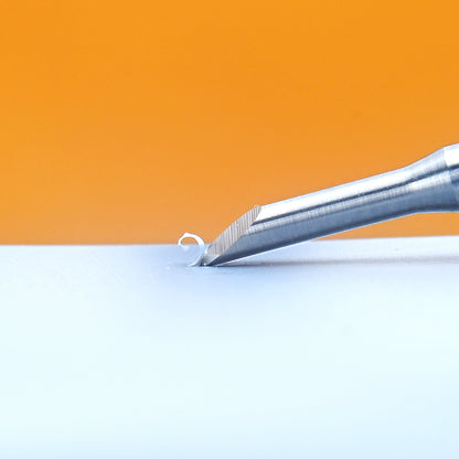 Model Curved-Edge Carving Knife