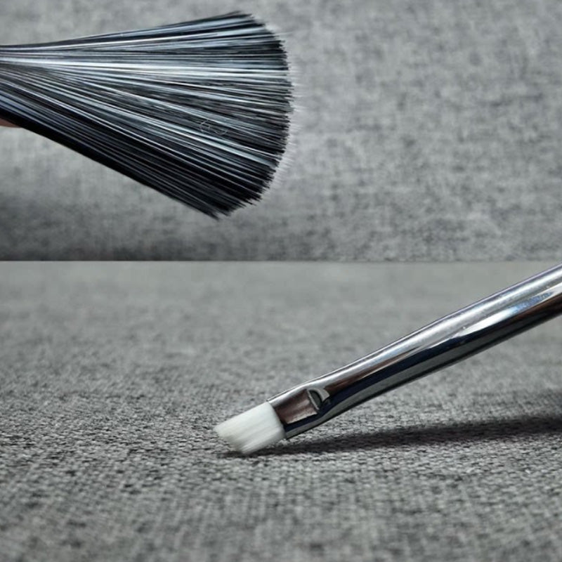 Model Electrostatic Dust Brush