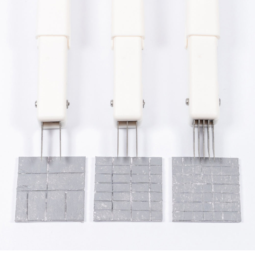 Model Brick Carving Knife