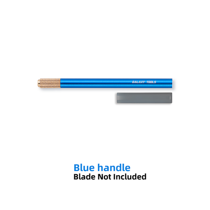 Model Curved-Edge Carving Knife