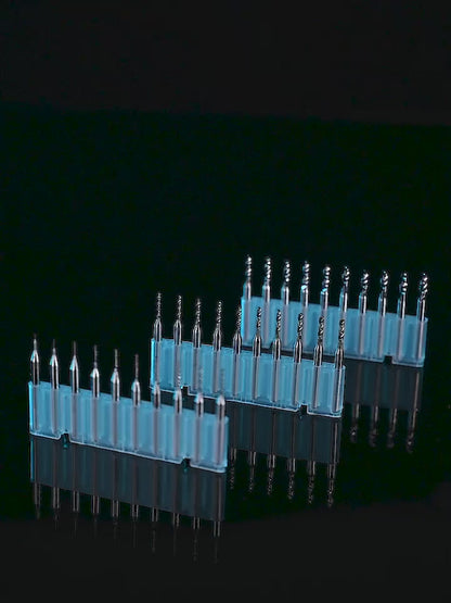 Double-bearing hand drill For Scale model building