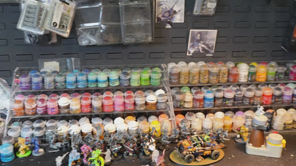 Model Desktop Painting Station